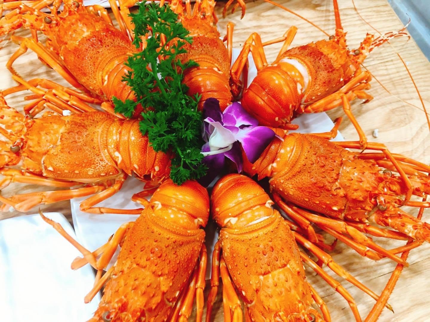 Tôm Hùm Nướng Phô Mai